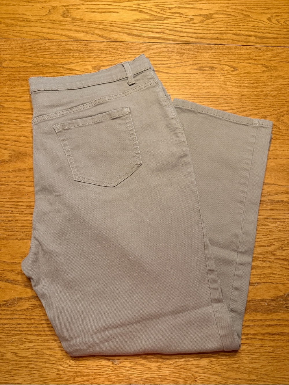 Gloria Vanderbilt Amanda Women’s Plus Size Straight Leg Tan Jeans